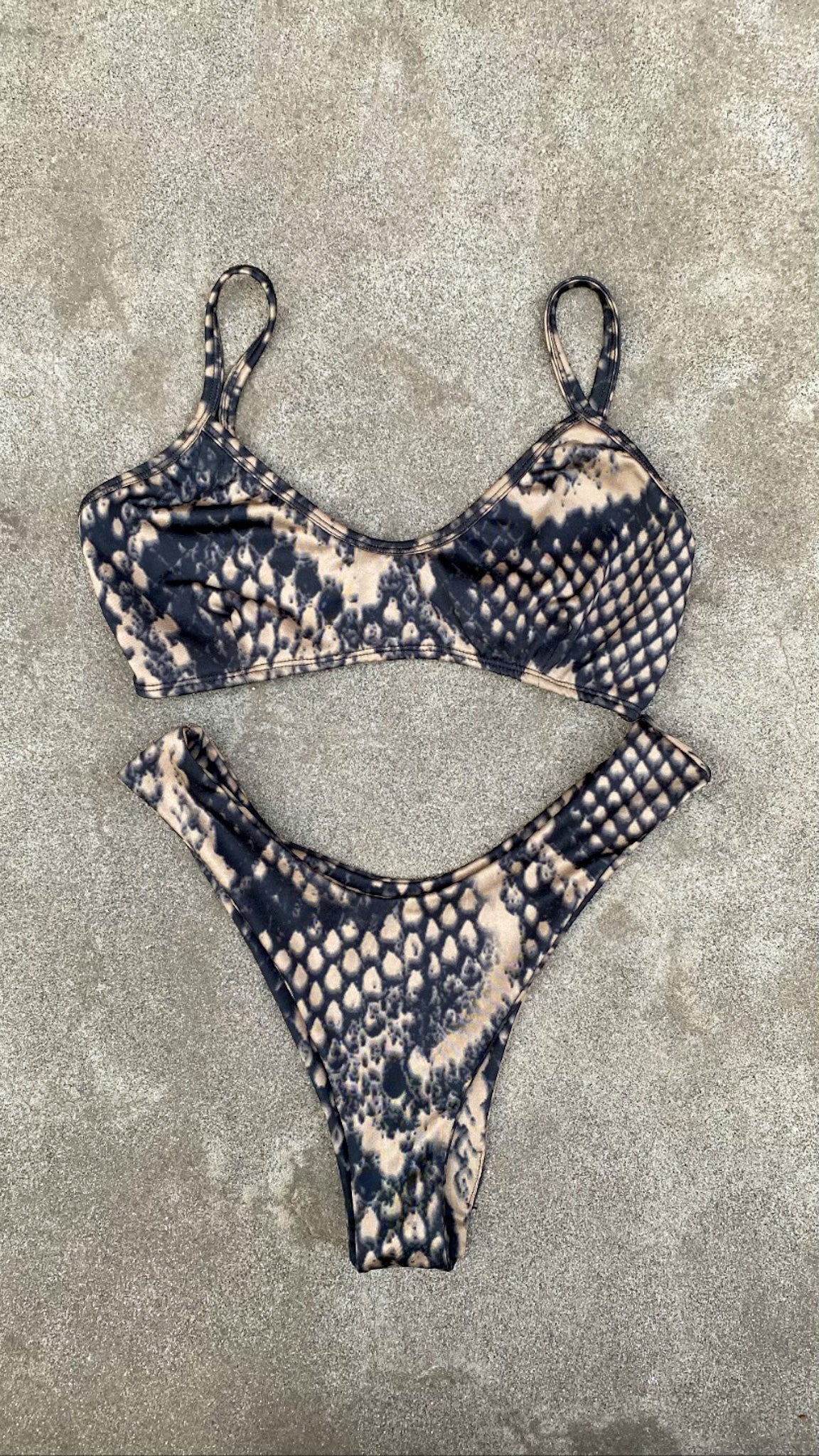 Bikini peto serpiente + Calzón sin costuras