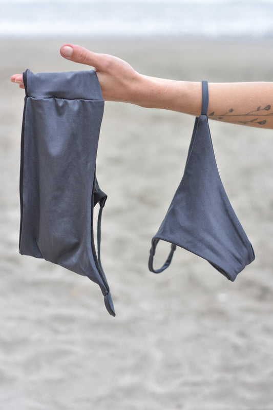 Bikini peto un hombro gris y calzón sin costuras